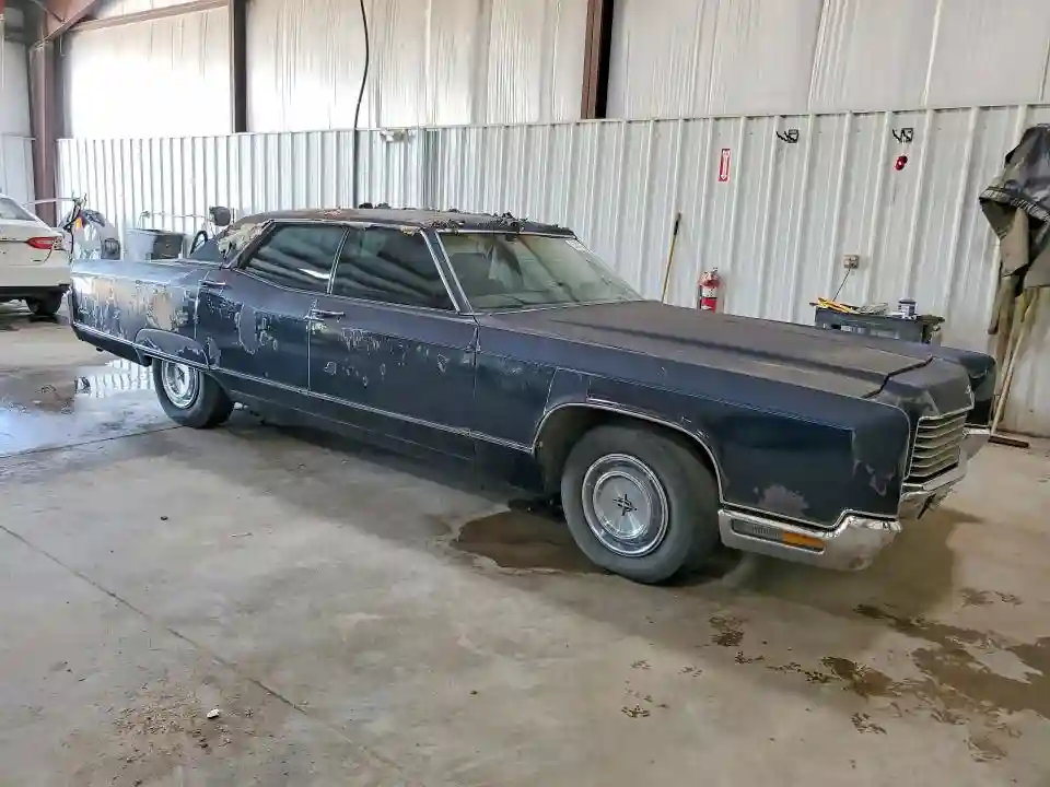 1Y82A862447 1971 LINCOLN CONTINENTL-3