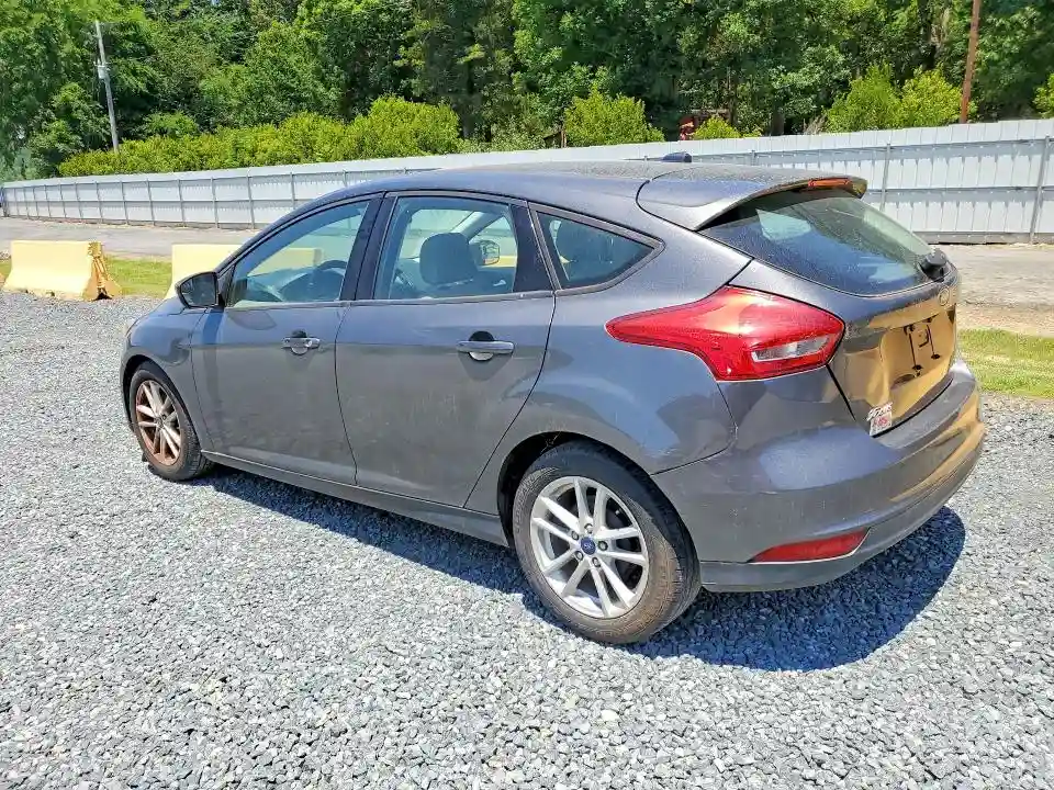 1FADP3K21JL326991 2018 FORD FOCUS-1