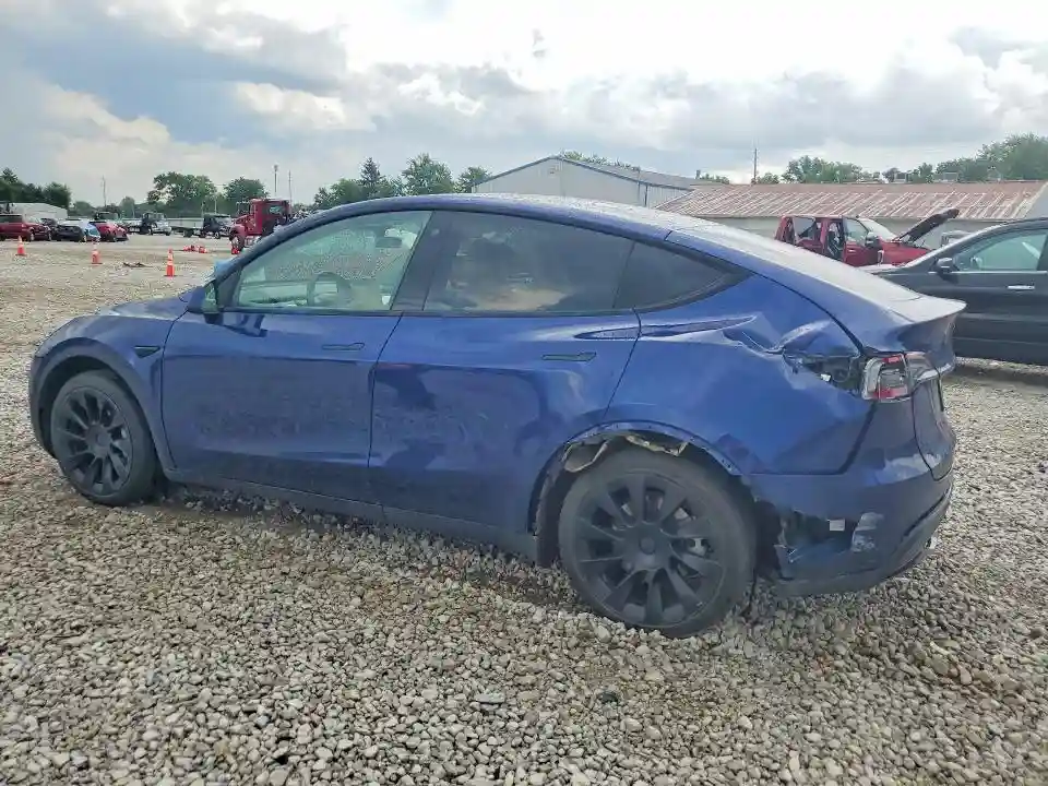 7SAYGAEE9NF486456 2022 TESLA MODEL Y-1