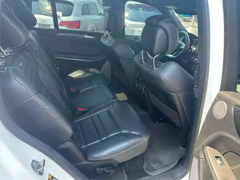 4JGDF7FE6JB065206 2018 MERCEDES-BENZ GLS-CLASS-5