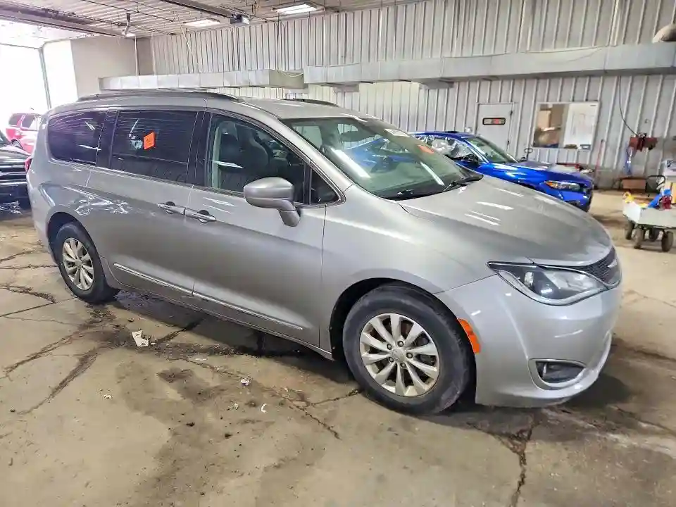 2C4RC1BG3HR539583 2017 CHRYSLER PACIFICA-3