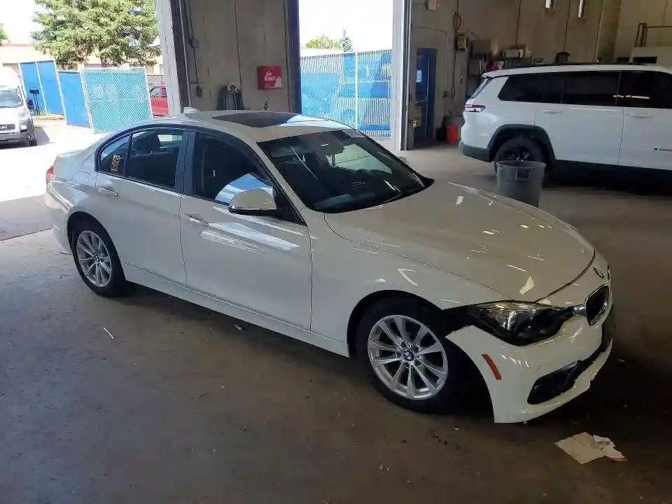WBA8E5G35HNU44097 2017 BMW 3 SERIES-3