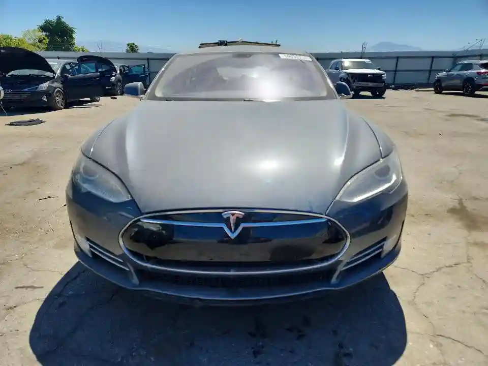 5YJSA1DNXDFP05607 2013 TESLA MODEL S-4