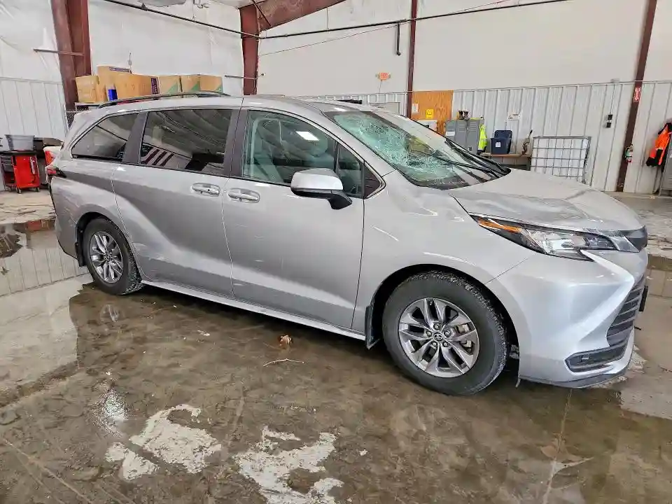 5TDKSKFC6NS069389 2022 TOYOTA SIENNA-3