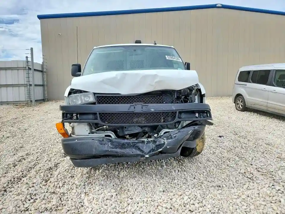 1GCWGAFP7P1207571 2023 CHEVROLET EXPRESS-4