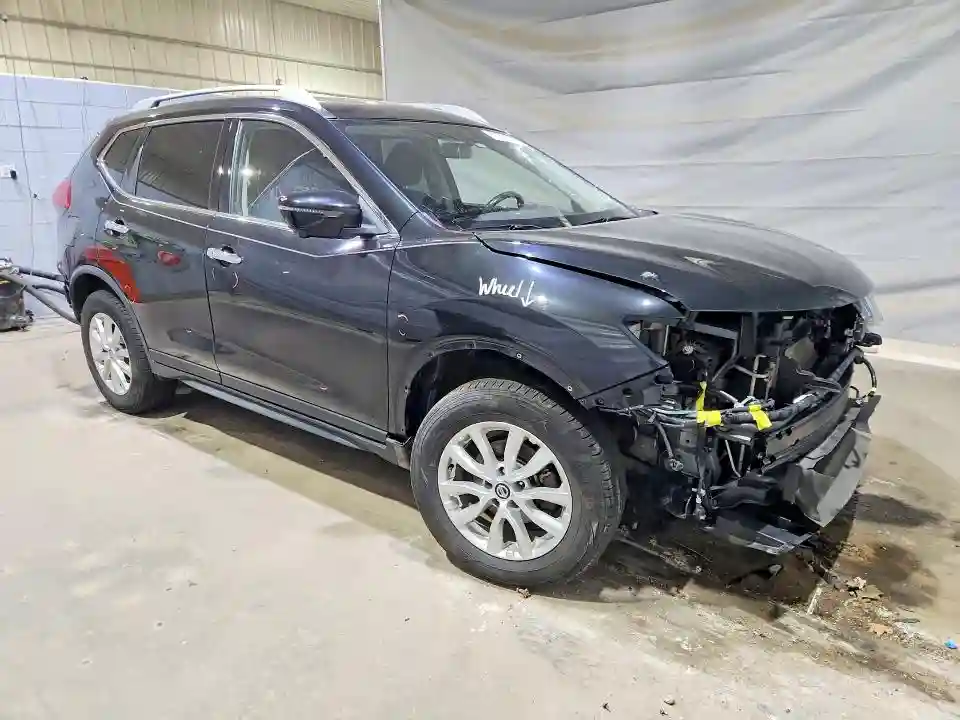 JN8AT2MV1JW347272 2018 NISSAN ROGUE-3