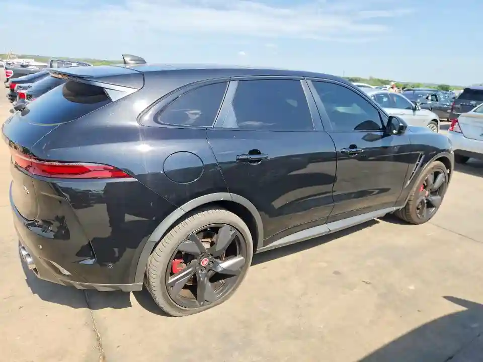 SADCZ2EE1MA668641 2021 JAGUAR F-PACE-2