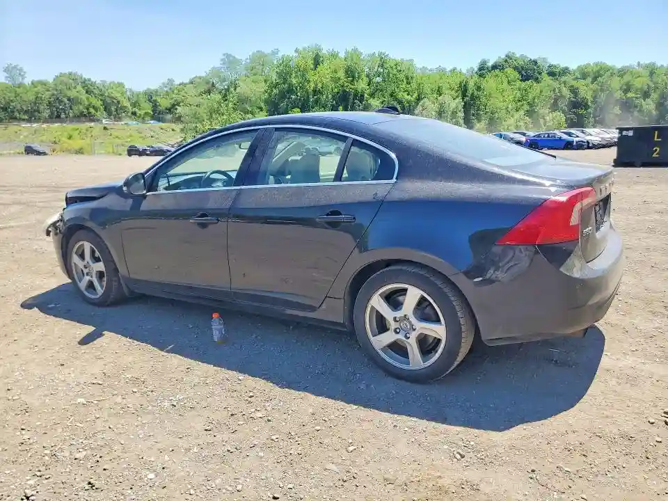 YV1622FSXC2106404 2012 VOLVO S60-1