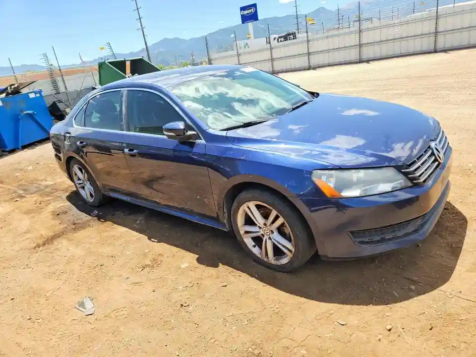1VWBN7A30EC001941 2014 VOLKSWAGEN PASSAT-3