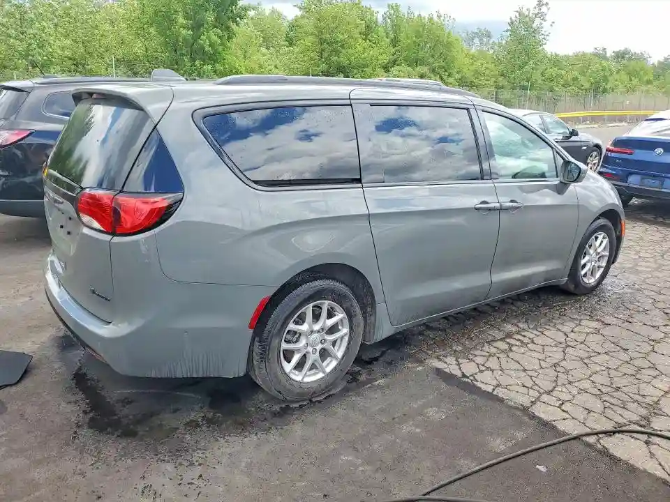 2C4RC1N7XLR267425 2020 CHRYSLER PACIFICA-2