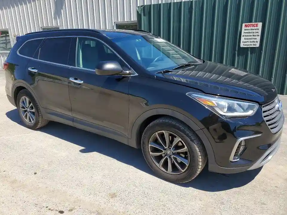 KM8SMDHF9HU207385 2017 HYUNDAI SANTA FE-3