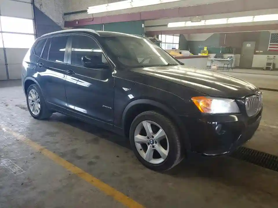 5UXWX5C50BL700983 2011 BMW X3-3