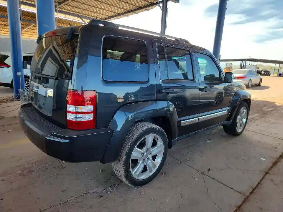 1J4PP2GK7BW588681 2011 JEEP LIBERTY-2