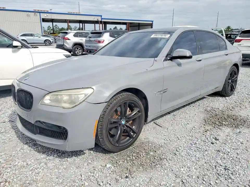 WBAYE4C57FD139009 2015 BMW 7 SERIES-0