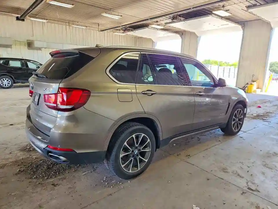 5UXKR0C52J0X98264 2018 BMW X5-2