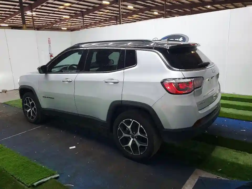 3C4NJDCN5ST614405 2025 JEEP COMPASS-1