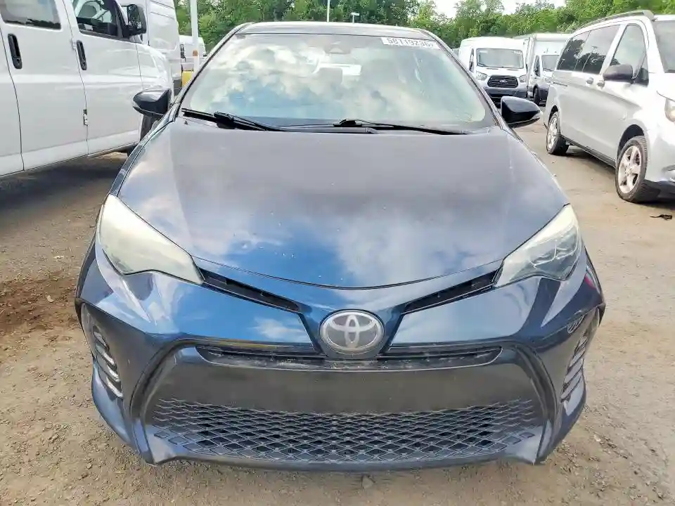 2T1BURHE9HC782141 2017 TOYOTA COROLLA-4