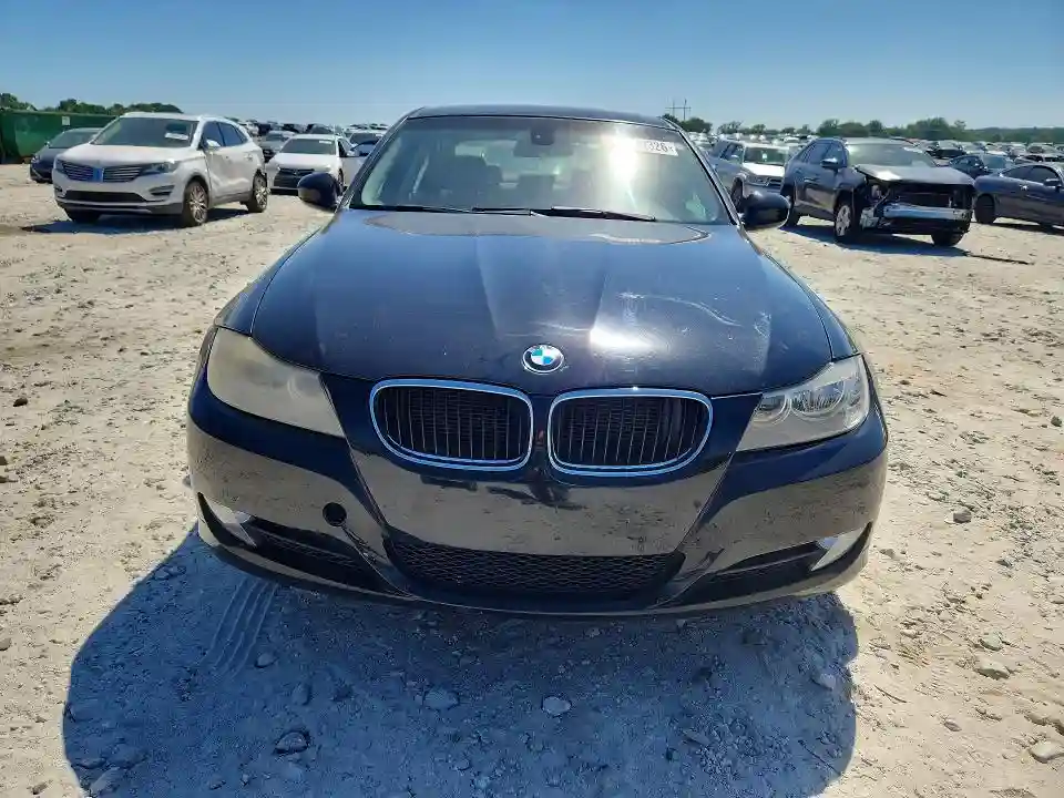 WBAPH7C50BE678936 2011 BMW 3 SERIES-4