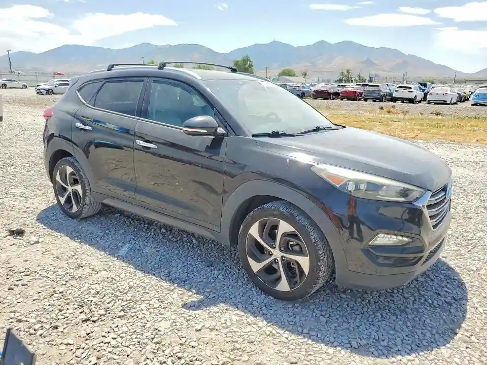 KM8J33A28GU268693 2016 HYUNDAI TUCSON-3