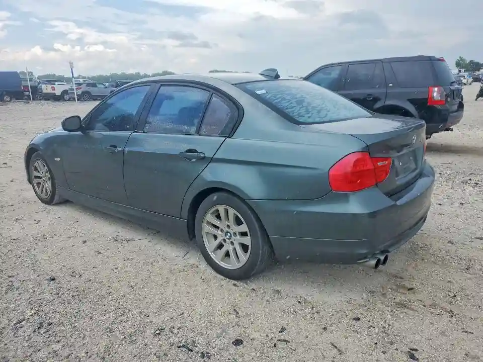 WBAPH7G5XBNM58066 2011 BMW 3 SERIES-1