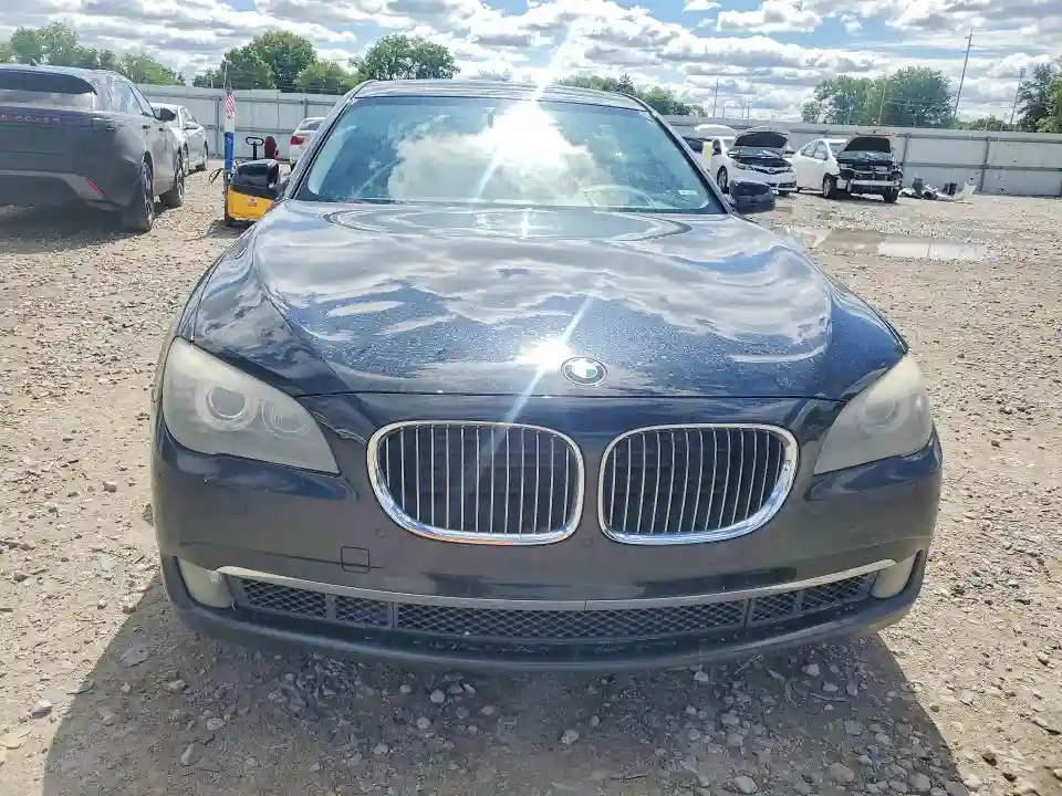WBAKC8C59CC435945 2012 BMW 7 SERIES-4