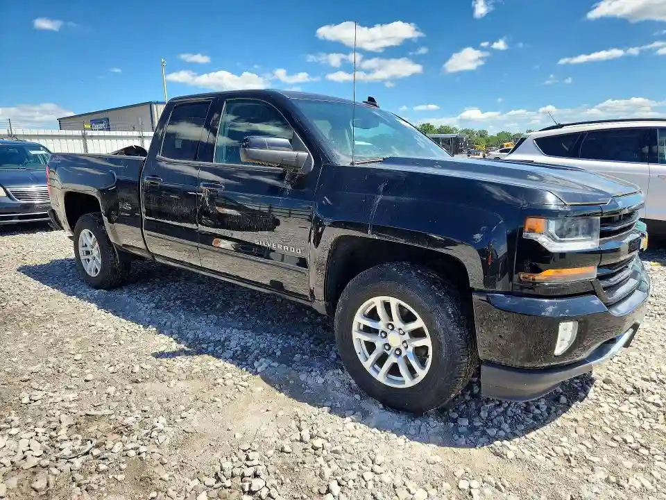 1GCVKREC9HZ210885 2017 CHEVROLET SILVERADO-3