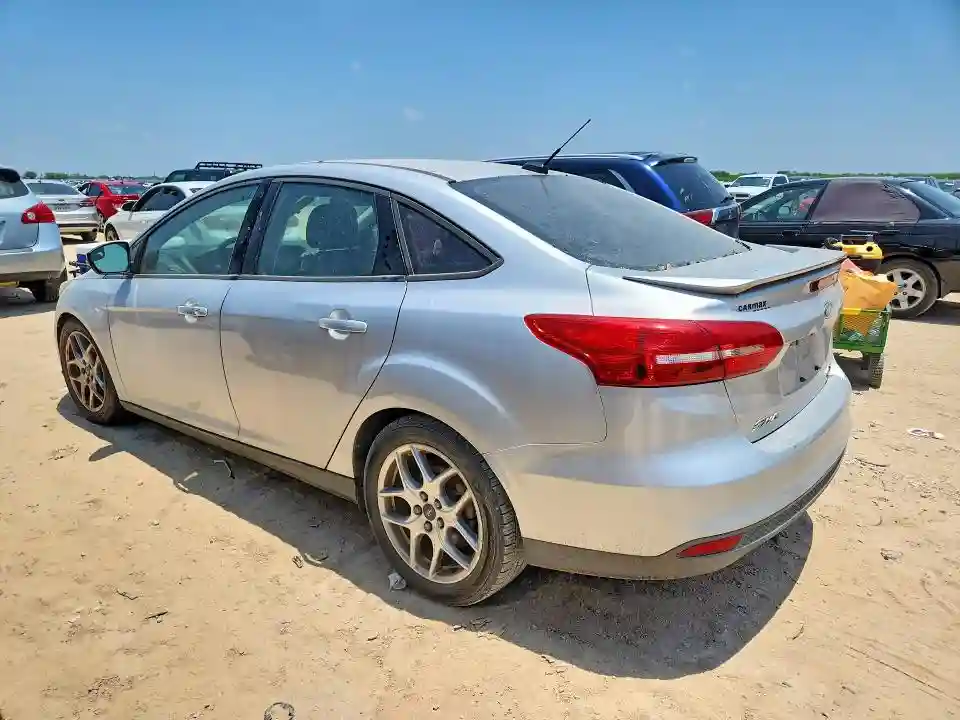 1FADP3F21FL240582 2015 FORD FOCUS-1