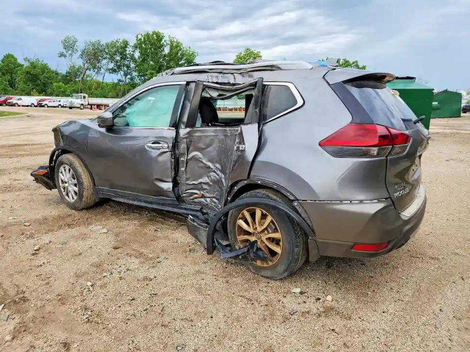 5N1AT2MV0JC790828 2018 NISSAN ROGUE-1
