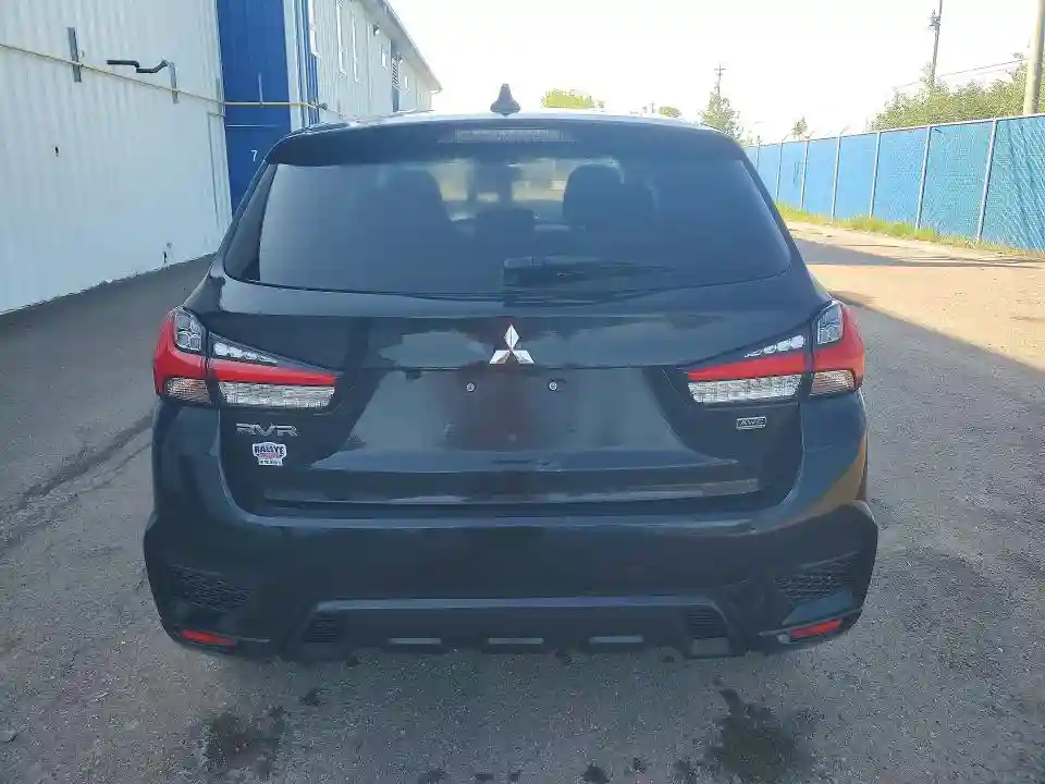 JA4AJVAW4PU604956 2023 MITSUBISHI OUTLANDER-5