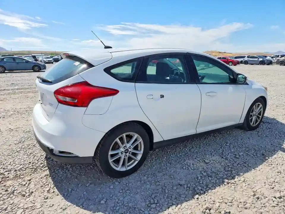 1FADP3K22FL281986 2015 FORD FOCUS-2