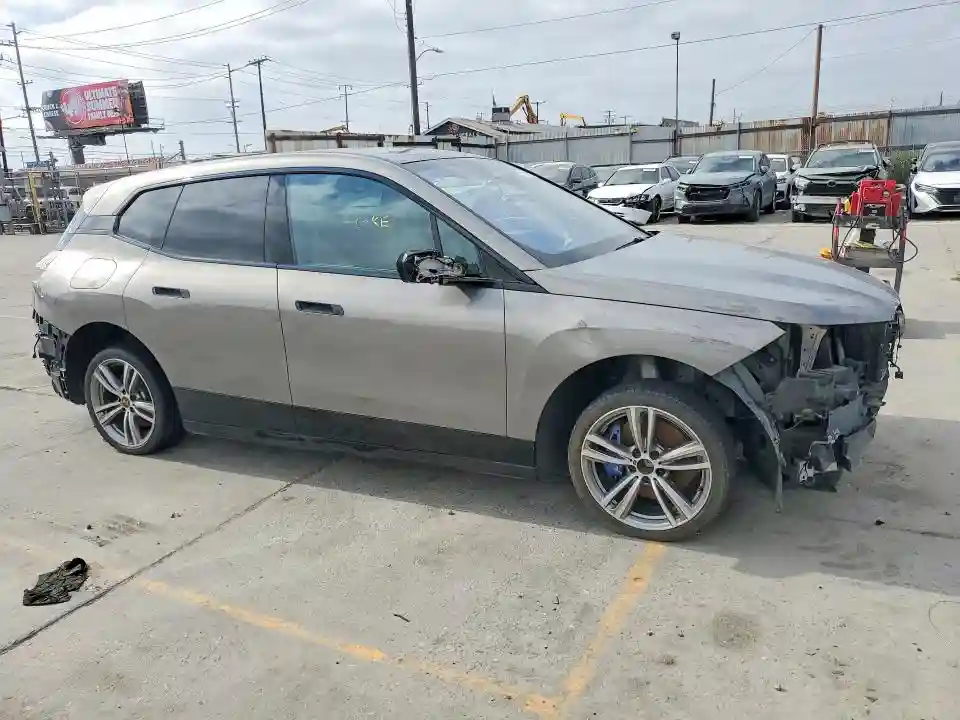 WB523CF03RCR15800 2024 BMW ALL OTHER-3