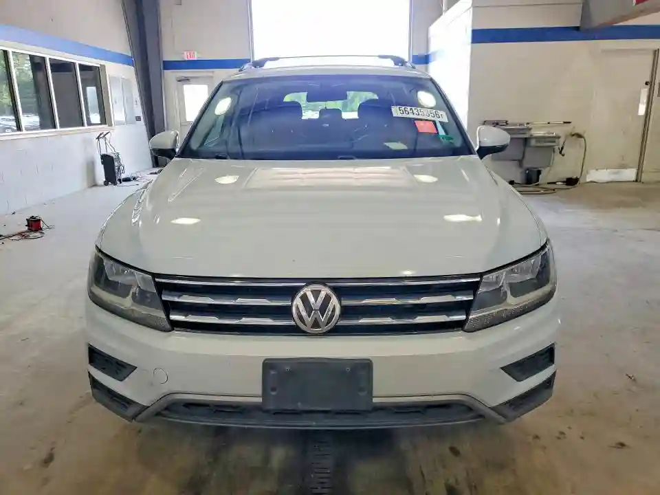 3VV3B7AX2JM214242 2018 VOLKSWAGEN TIGUAN-4