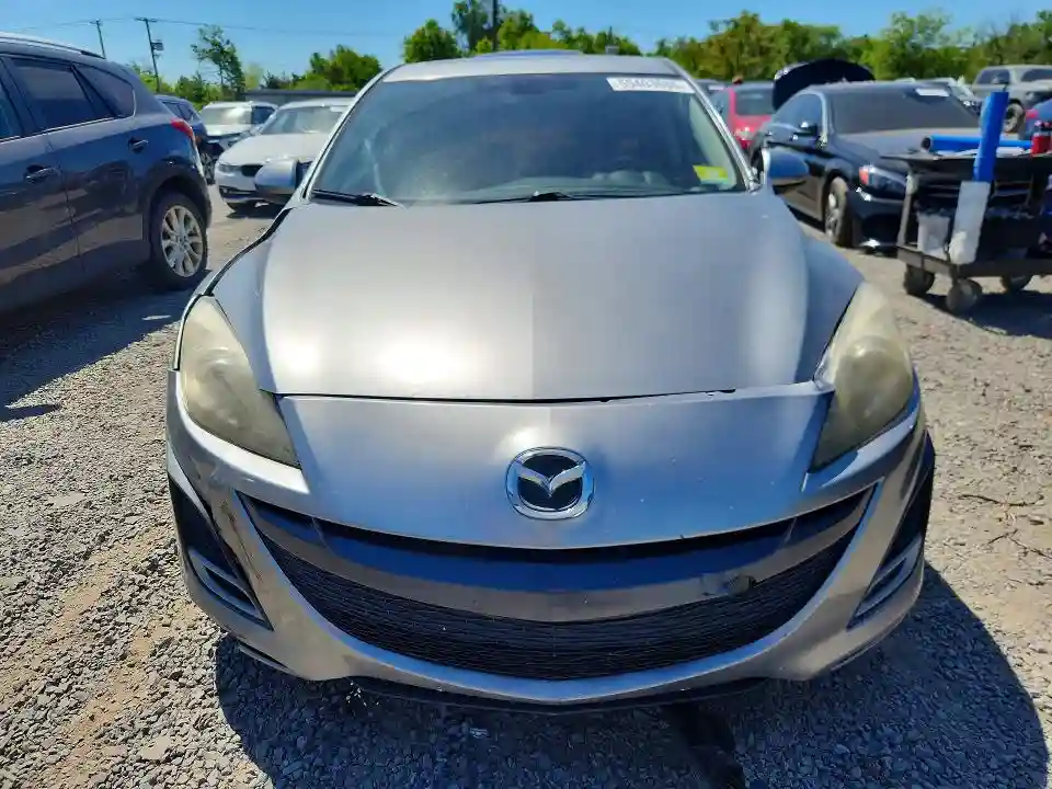 JM1BL1W61B1477051 2011 MAZDA MAZDA3-4