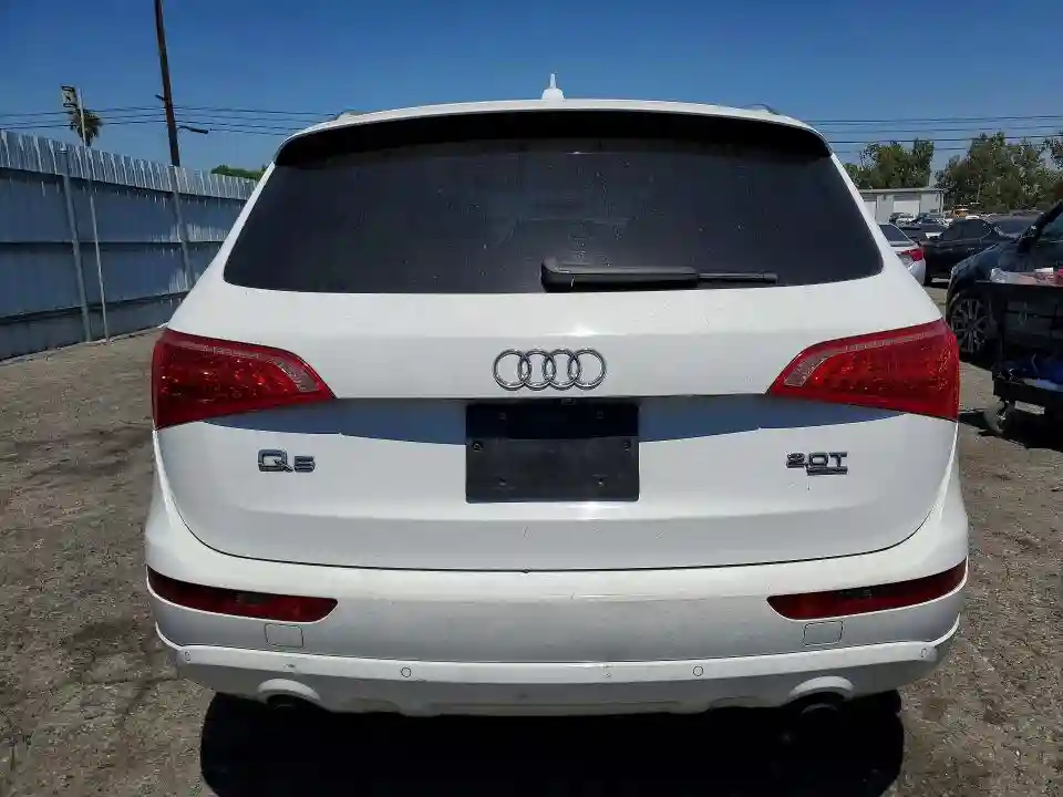 WA1LFAFP6BA103968 2011 AUDI Q5-5