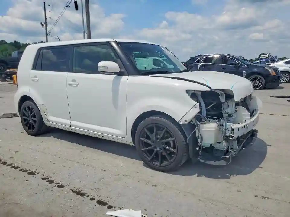 JTLZE4FE1EJ065299 2014 SCION XB-3