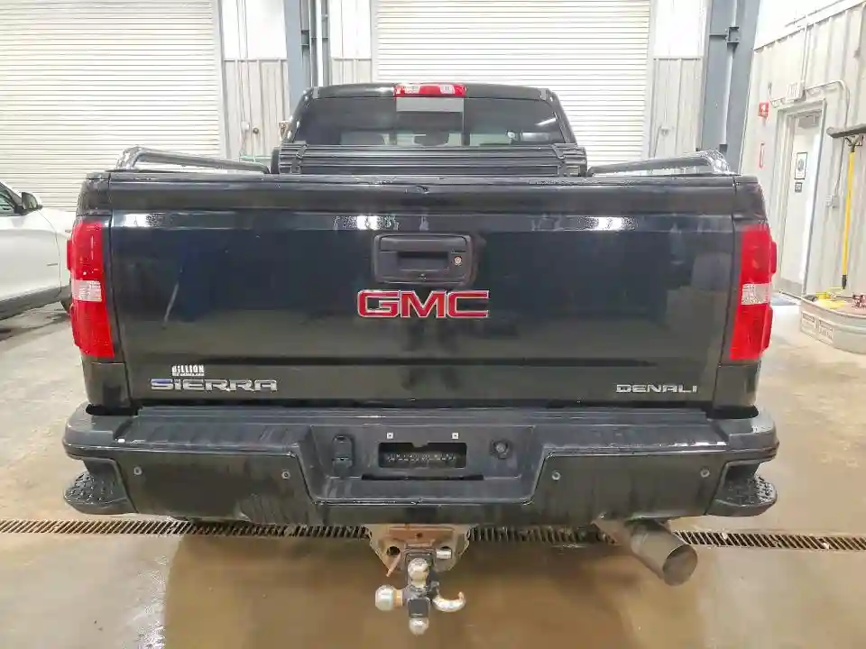 1GT42YEY6JF272561 2018 GMC SIERRA-5
