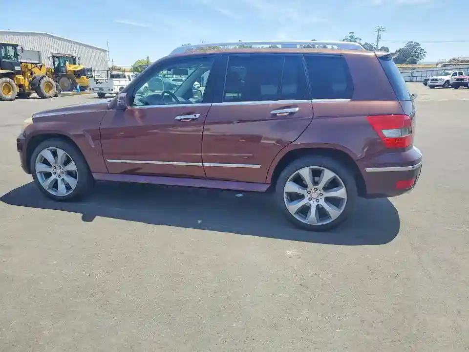 WDCGG8HB2AF462566 2010 MERCEDES-BENZ GLK-CLASS-1