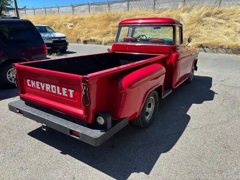 102PT5579 1957 CHEVROLET C/K3500-3