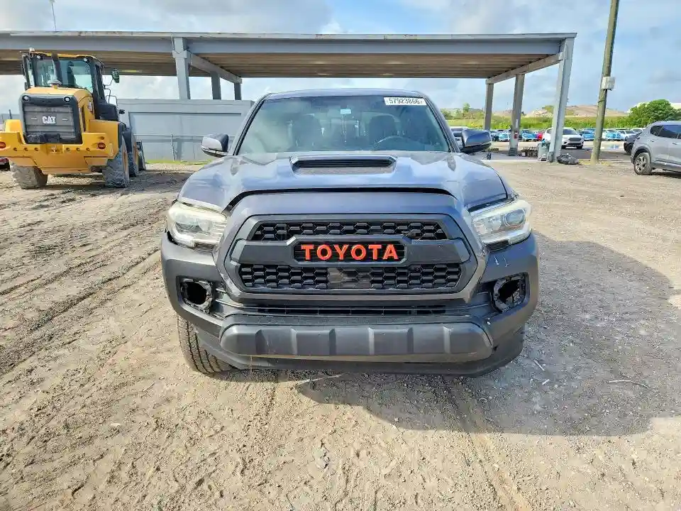5TFAZ5CN6HX028872 2017 TOYOTA TACOMA-4