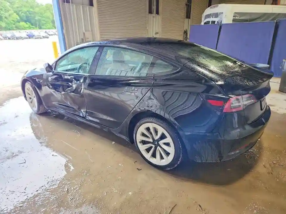 5YJ3E1EAXPF436968 2023 TESLA MODEL 3-1