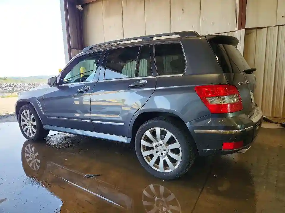 WDCGG8HBXBF577255 2011 MERCEDES-BENZ GLK-CLASS-1