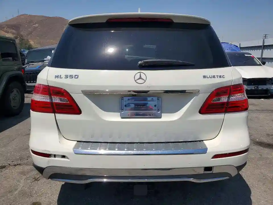 4JGDA2EB6CA011566 2012 MERCEDES-BENZ M-CLASS-5
