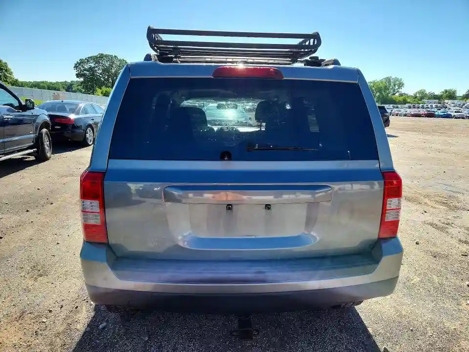 1J4NF1GB0BD283300 2011 JEEP PATRIOT-5