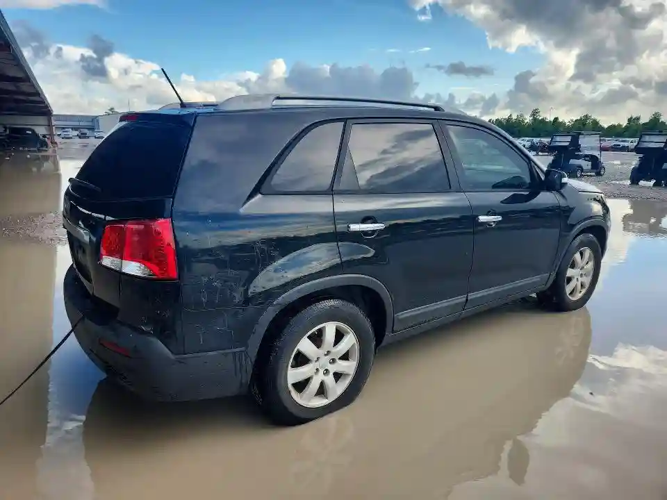 5XYKT4A28DG311487 2013 KIA SORENTO-2