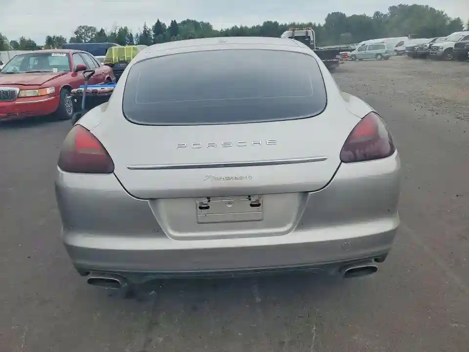 WP0AA2A75BL011151 2011 PORSCHE PANAMERA-5