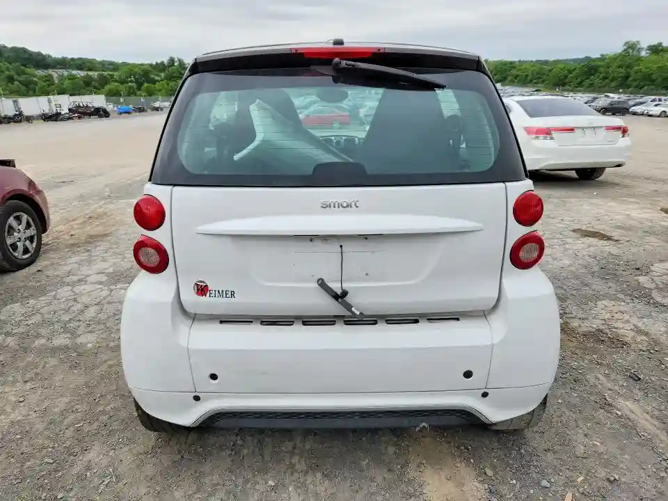 WMEEJ3BA7FK814218 2015 SMART FORTWO-5