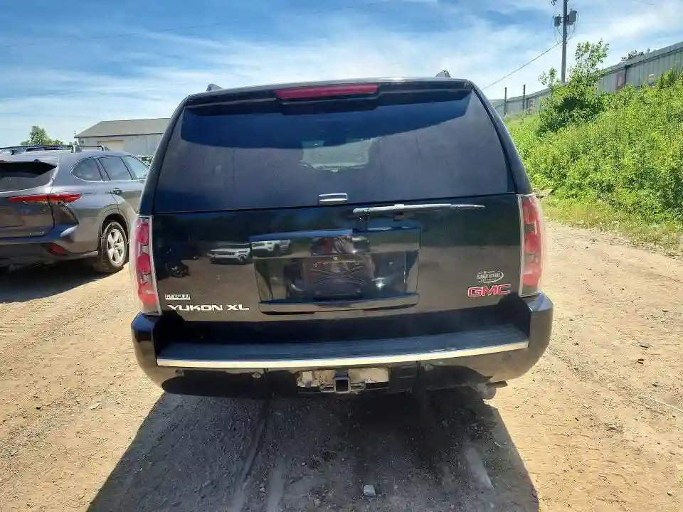 1GKS2MEF3CR281089 2012 GMC YUKON-5