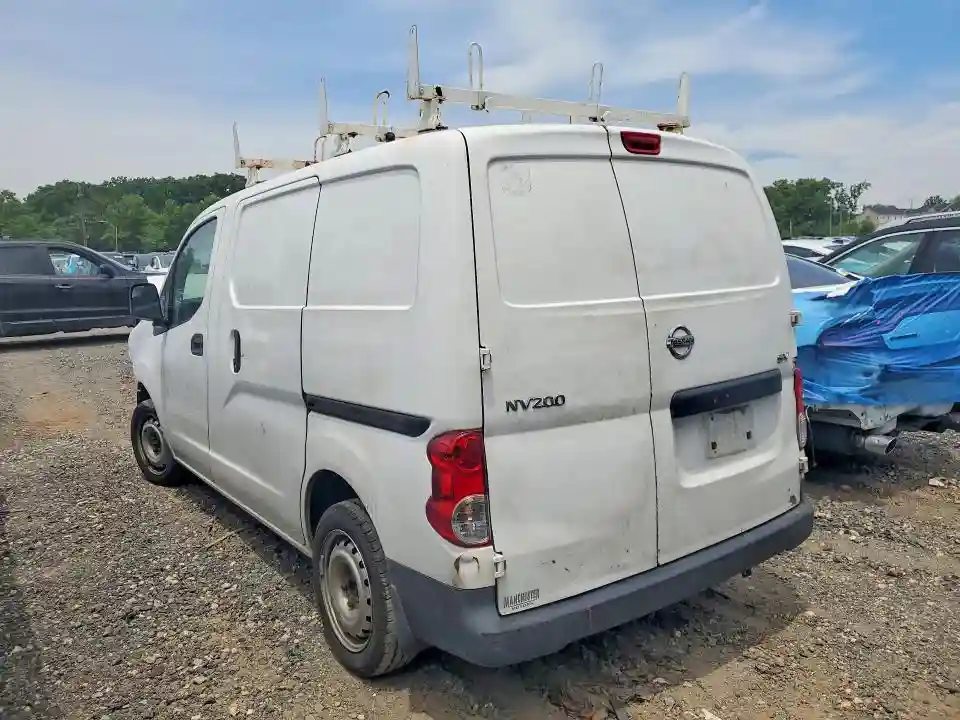 3N6CM0KN0FK717877 2015 NISSAN NV200 SV-1