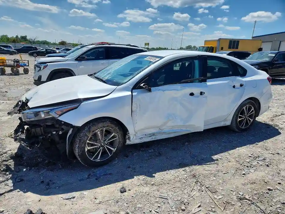 3KPF24AD2RE837446 2024 KIA FORTE LXS-0