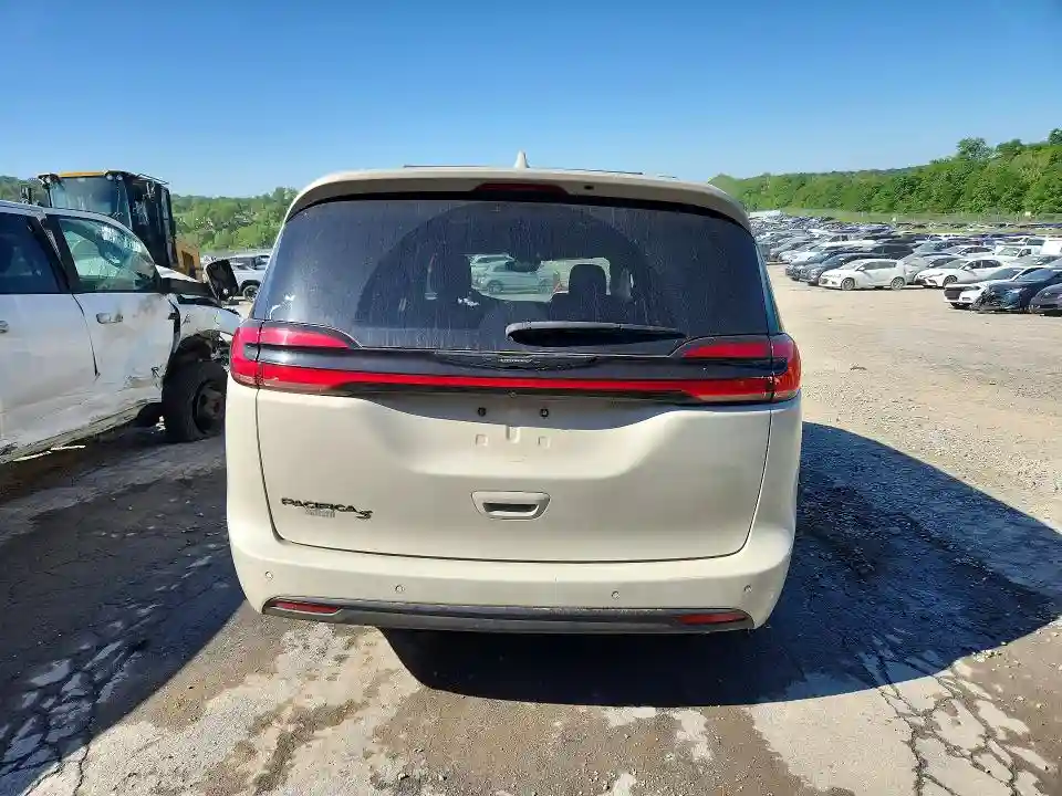2C4RC1FG3MR543931 2021 CHRYSLER PACIFICA-5
